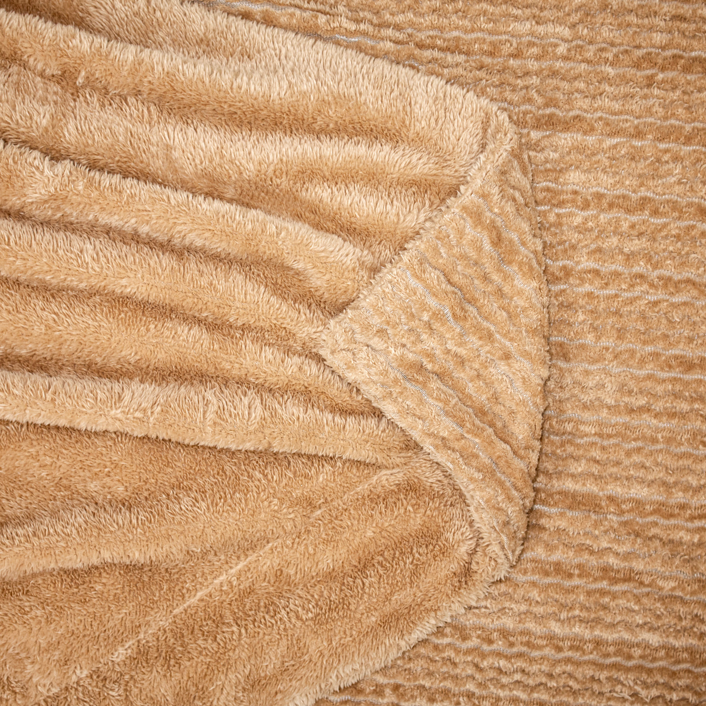 Manchester Tow Face Fur Blanket package ( Brown + Purple + Olive Green) (3pcs) — box contents