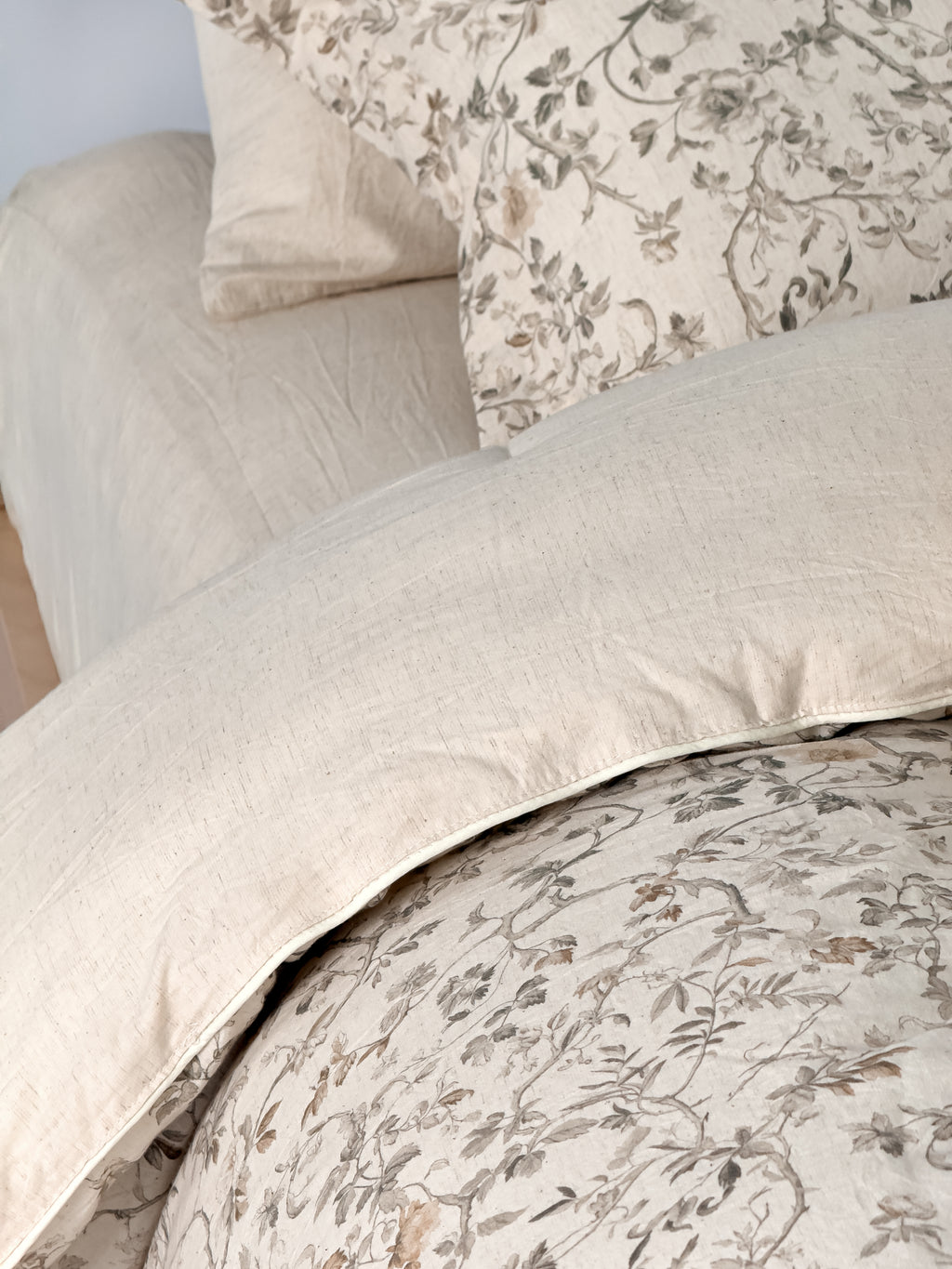 Lino 100% Linen Cotton Printed Comforter Set