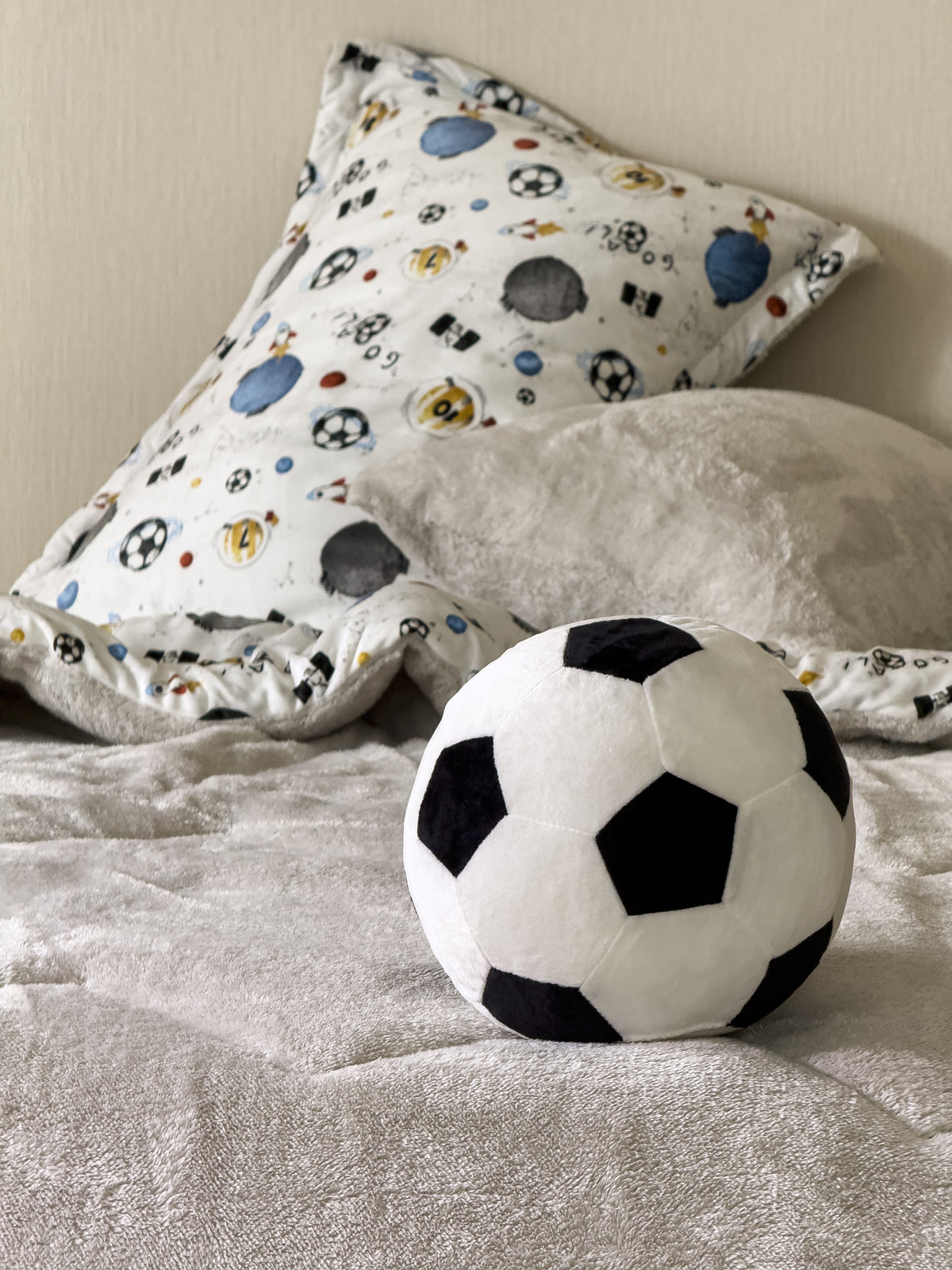Lumira Two face Velvet Fur Kids Comforter set