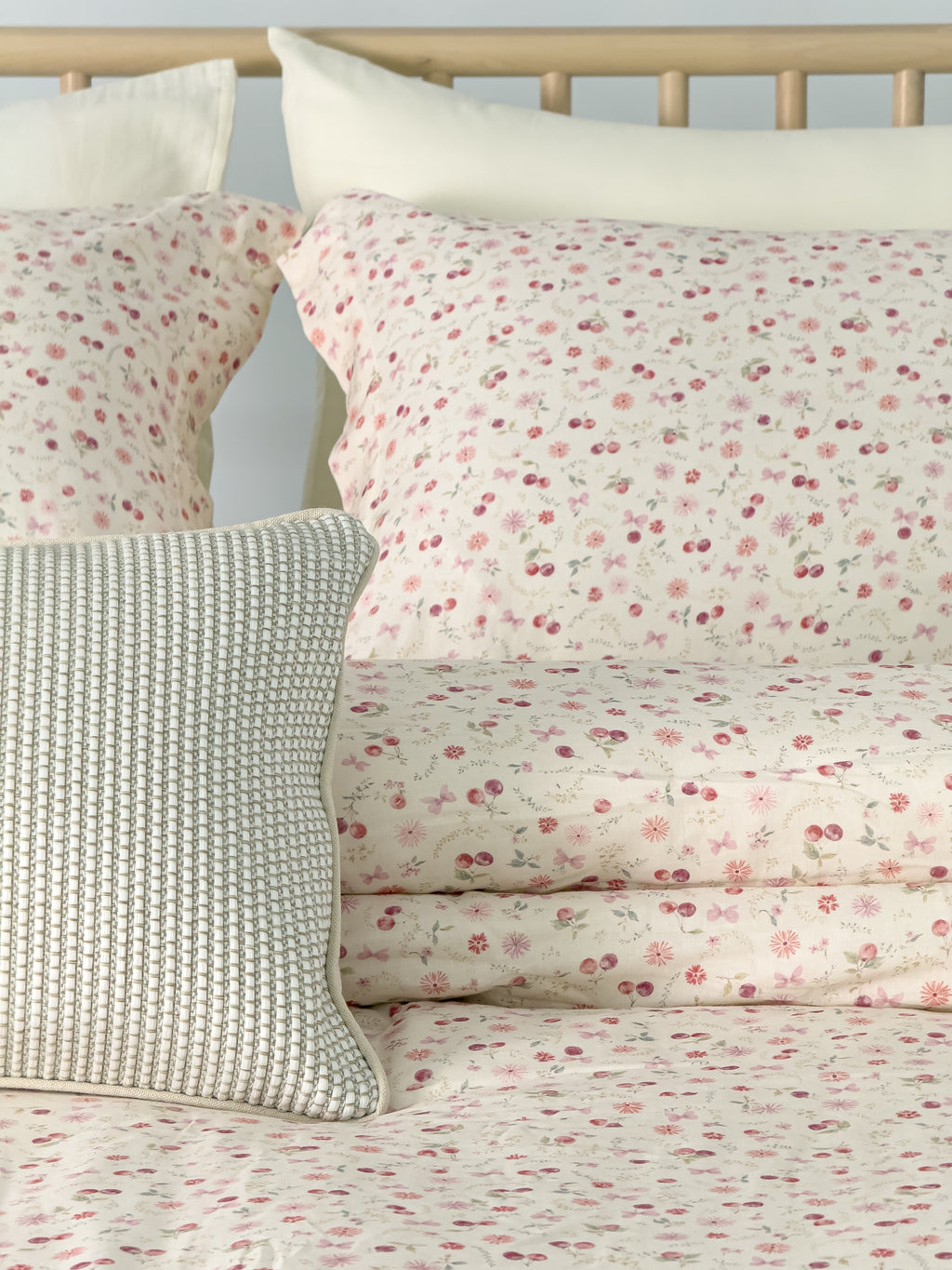 Musleen 100% Cotton Printed Comforter Set