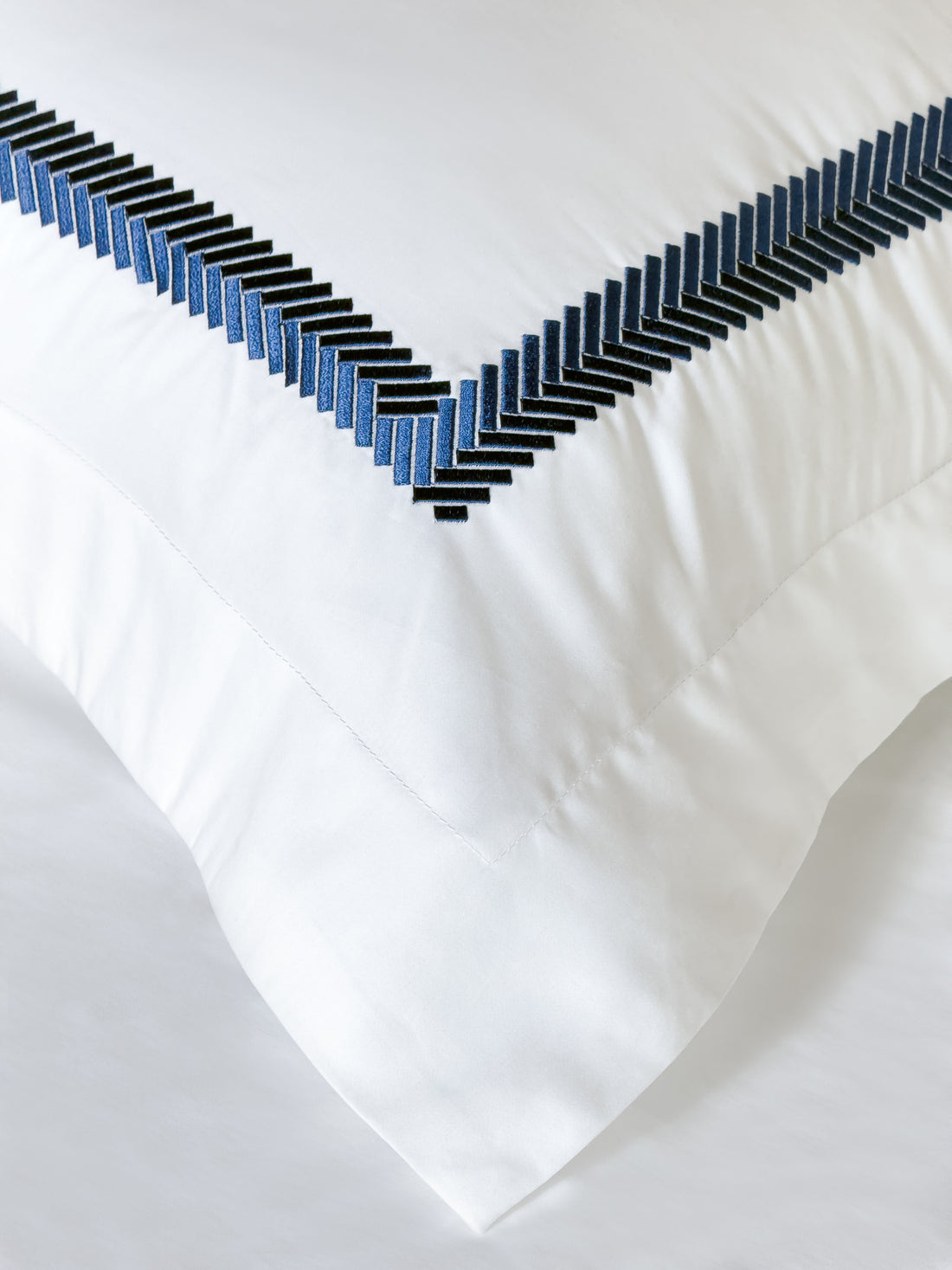 Siesta Luxury Duvet Cover Set Super King Size 300 TC