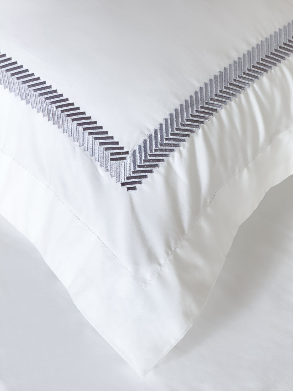Siesta Luxury Duvet Cover Set Super King Size 300 TC
