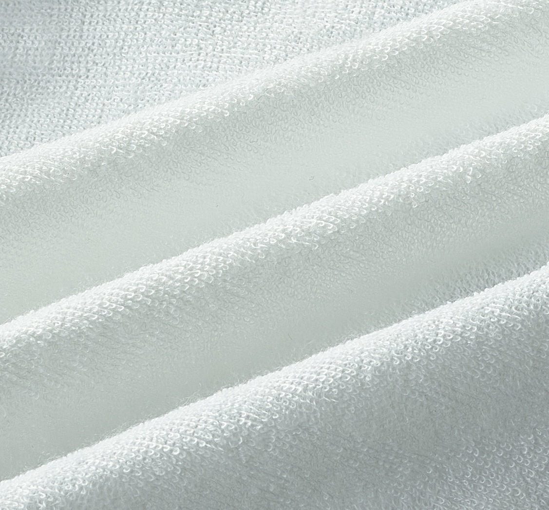 Aman Protector Fitted Sheet — box contents