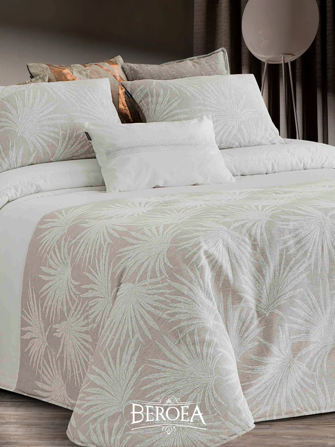 Spanish Box Jacquard with Cotton Comforter 7 Pcs