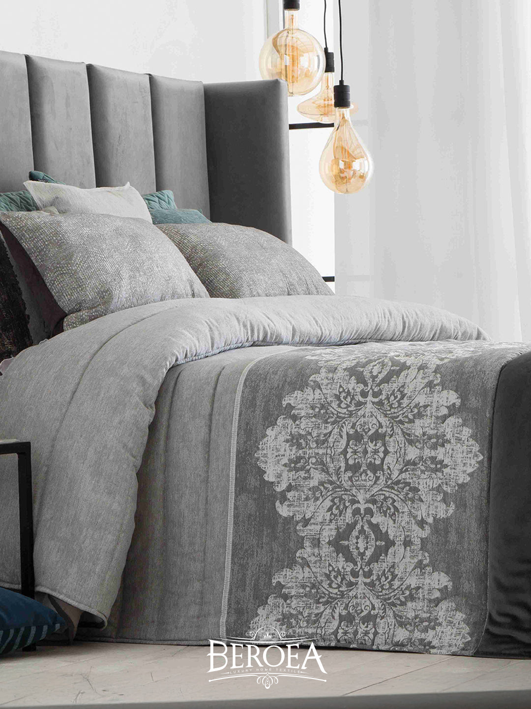 Spanish Box Jacquard with Cotton Comforter 7 Pcs