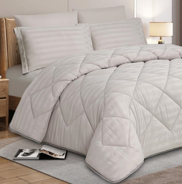 Hotelia Hotel Comforter Set 6 Graige