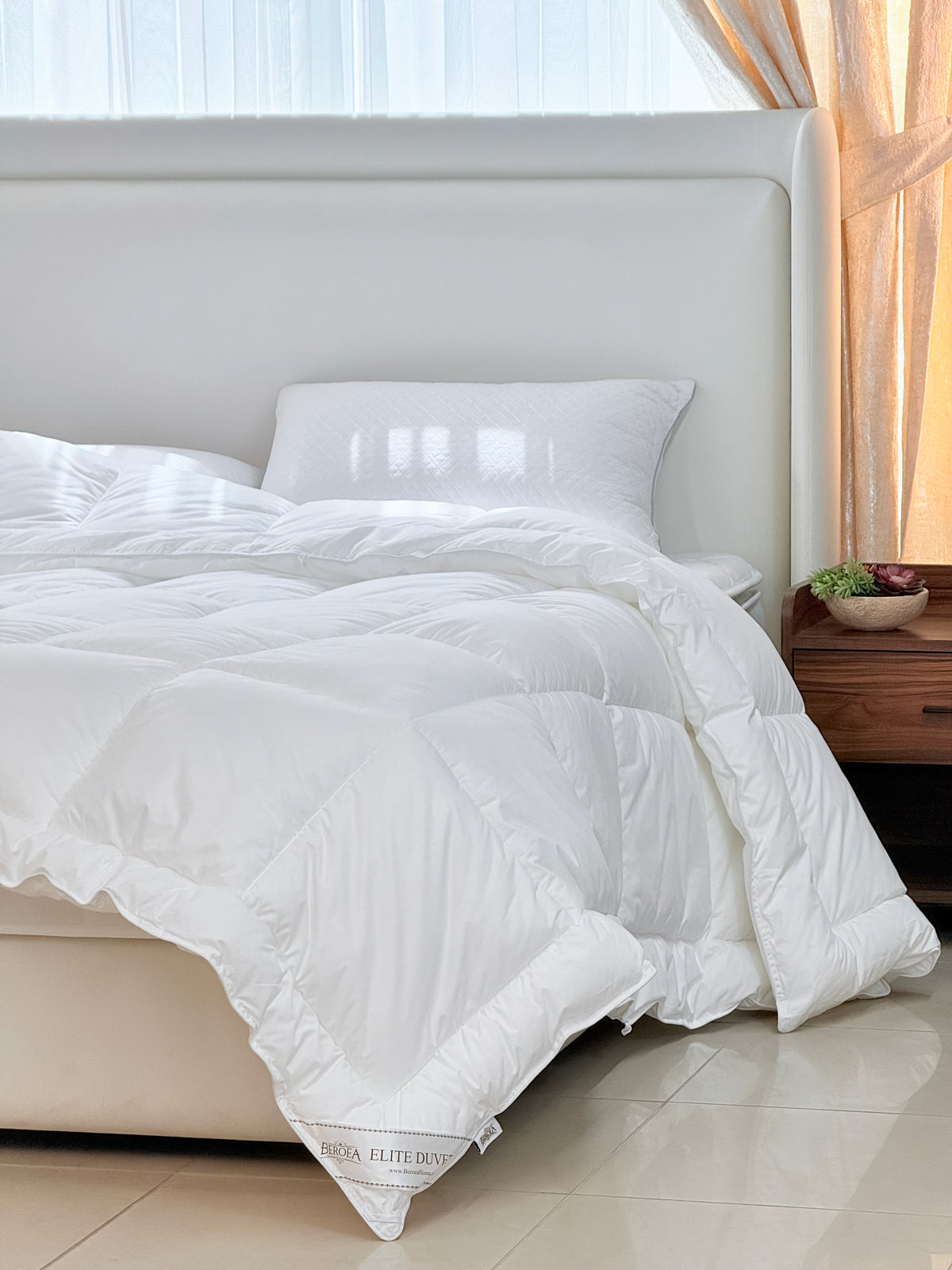 DUVET AND DUVET COVER SET WITH PILLOWS