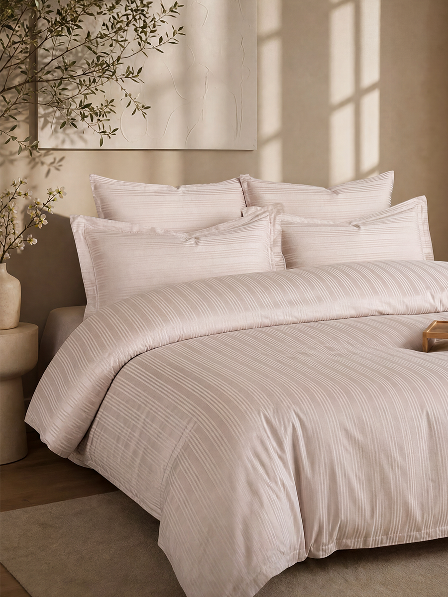 Damask Hotel Duvet Cover Set Super King Size