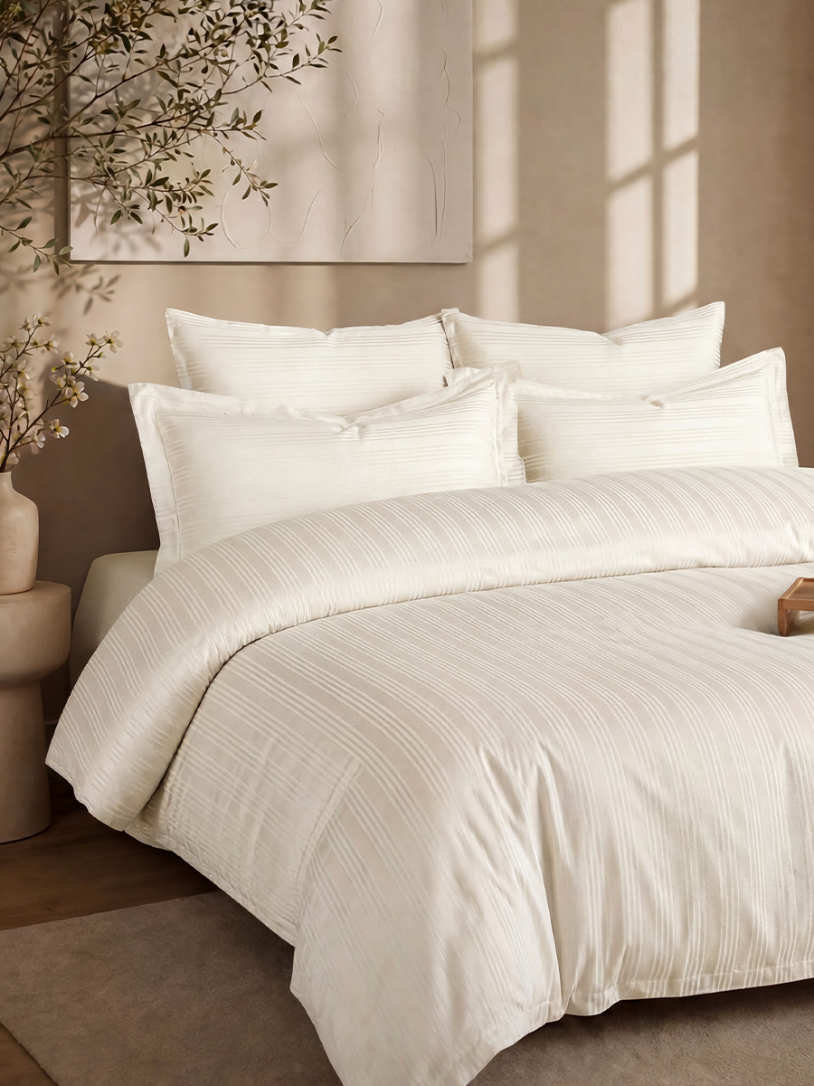 Damask Hotel Duvet Cover Set Super King Size
