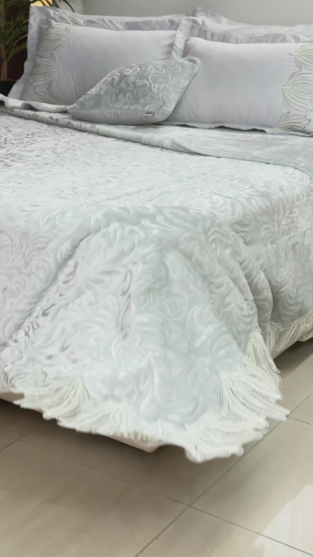 Isabella Double Fur Lace Blanket 7 Pieces set